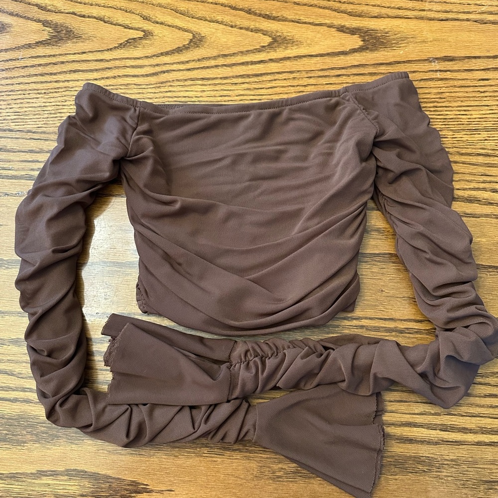 Fashion Nova Brown Off-Shoulder Ruched Top